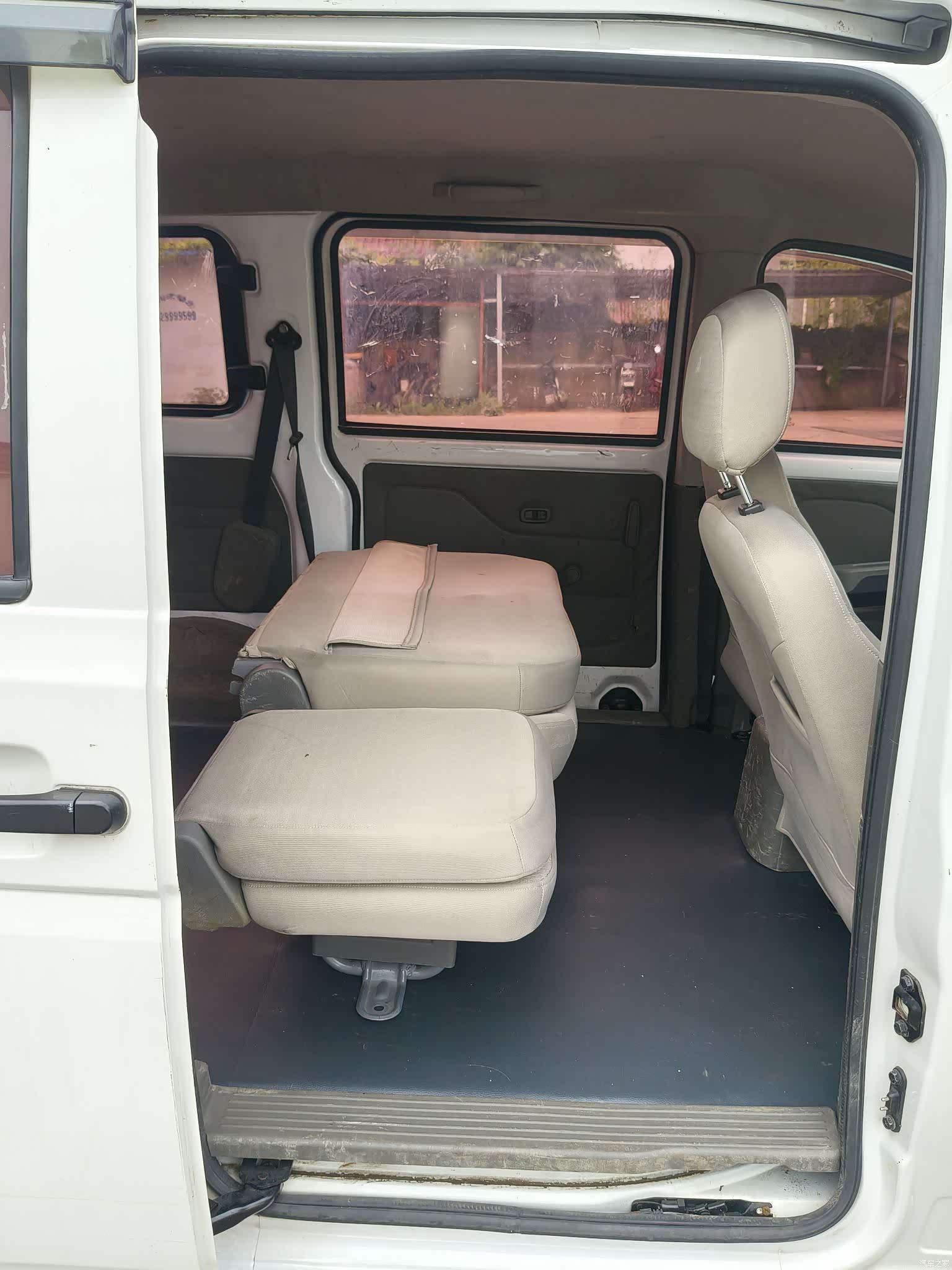 Wuling V, 2018 10