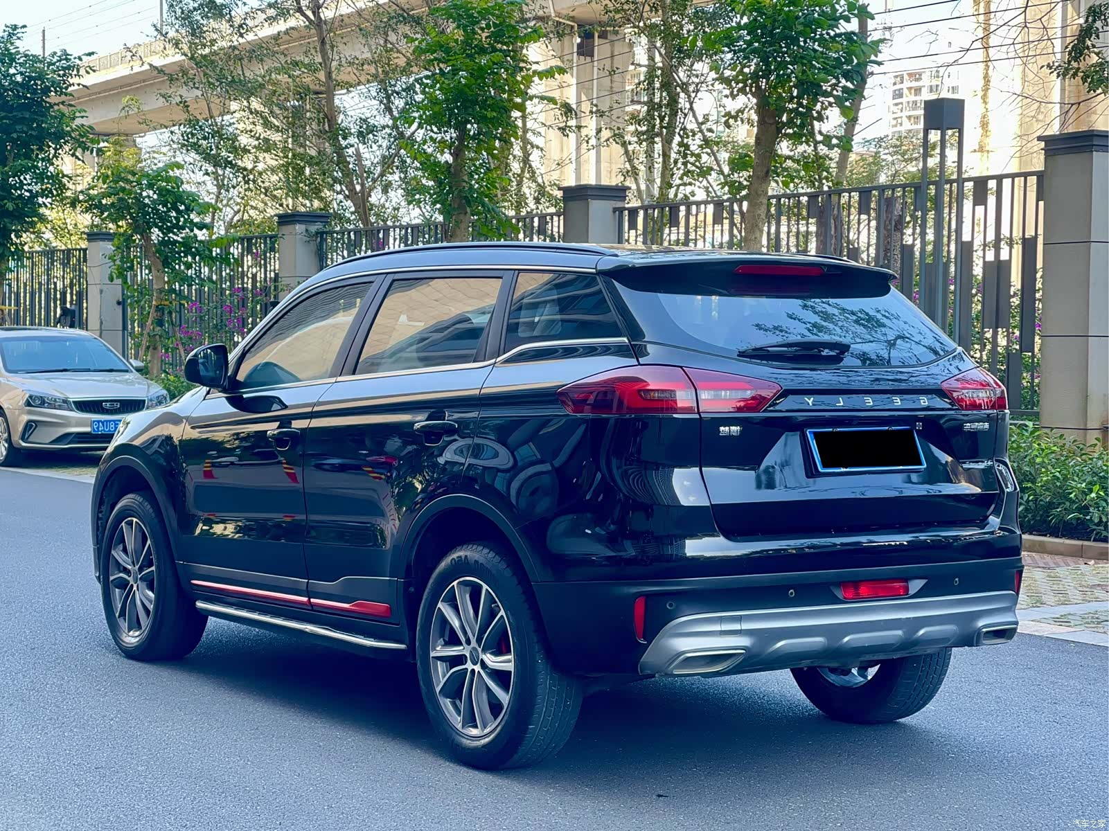 Geely Boyue, 2022 7