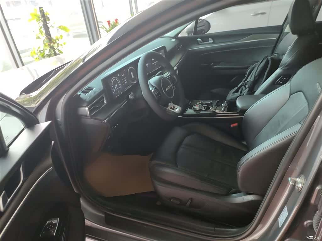 Kia K5, 2022 15