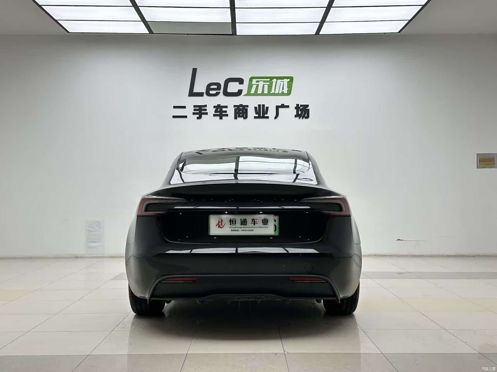 Tesla Model 3, 2023 все фото
