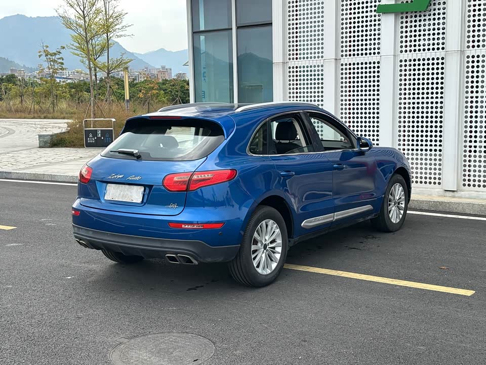 Zotye SR9
