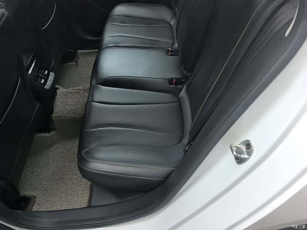 Roewe i5, 2023 17