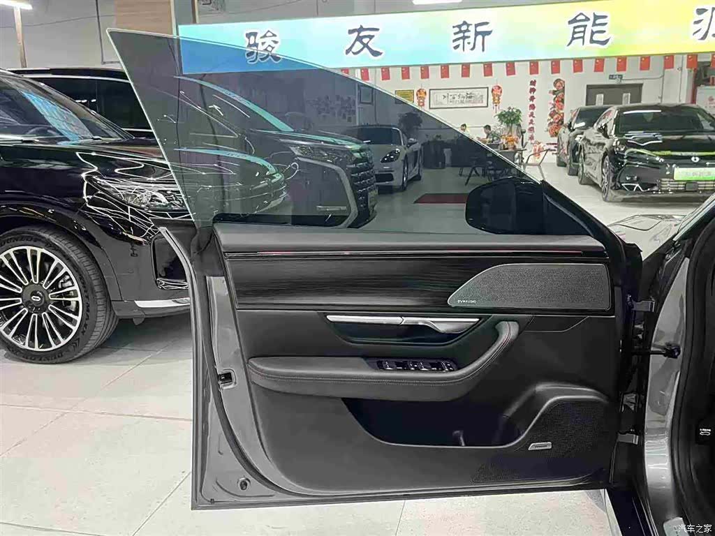 Xpeng P7, 2020 12