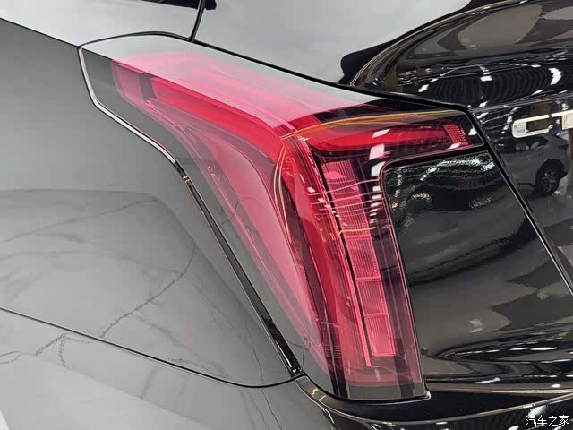 Cadillac CT5, 2022 13