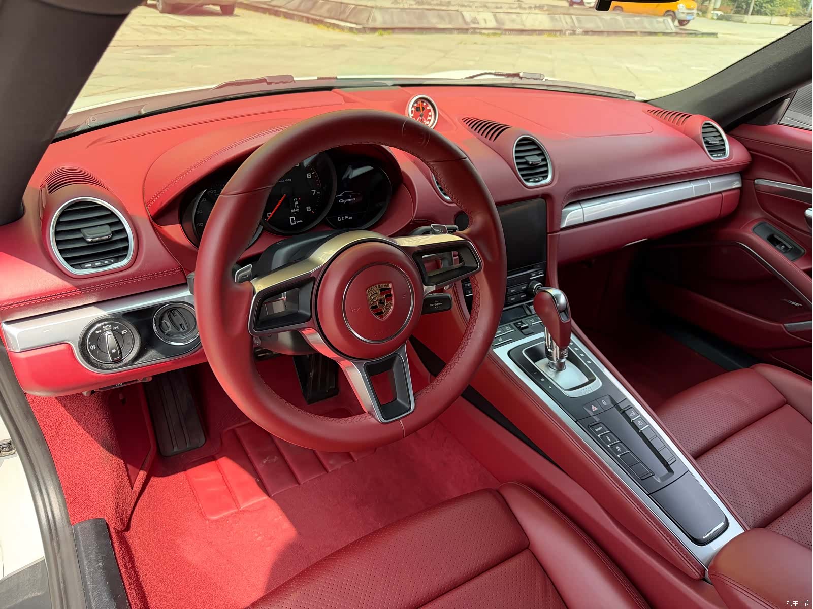 Porsche Cayman, 2019 6