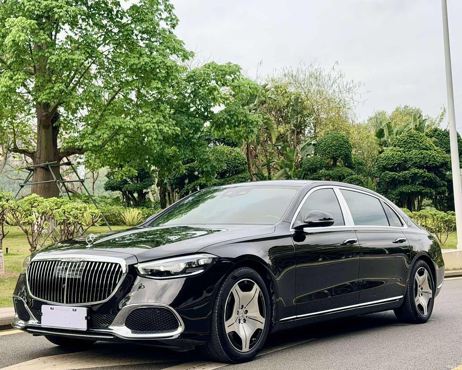 Maybach S-Class, 2024 1