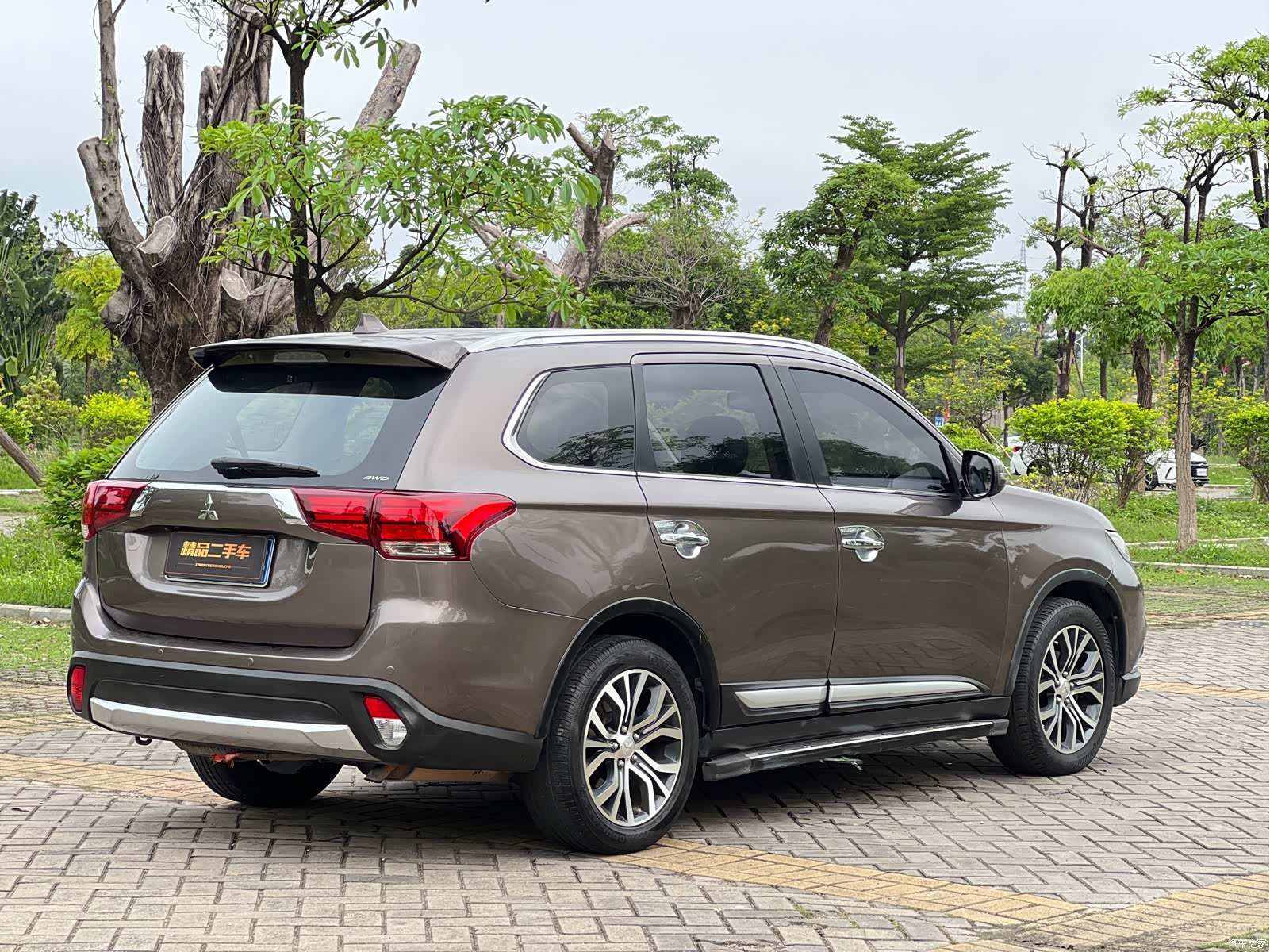 Mitsubishi Outlander, 2017 все фото