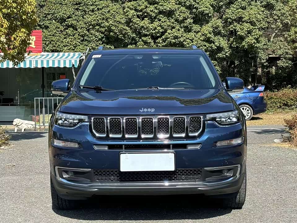 Jeep Grand Commander