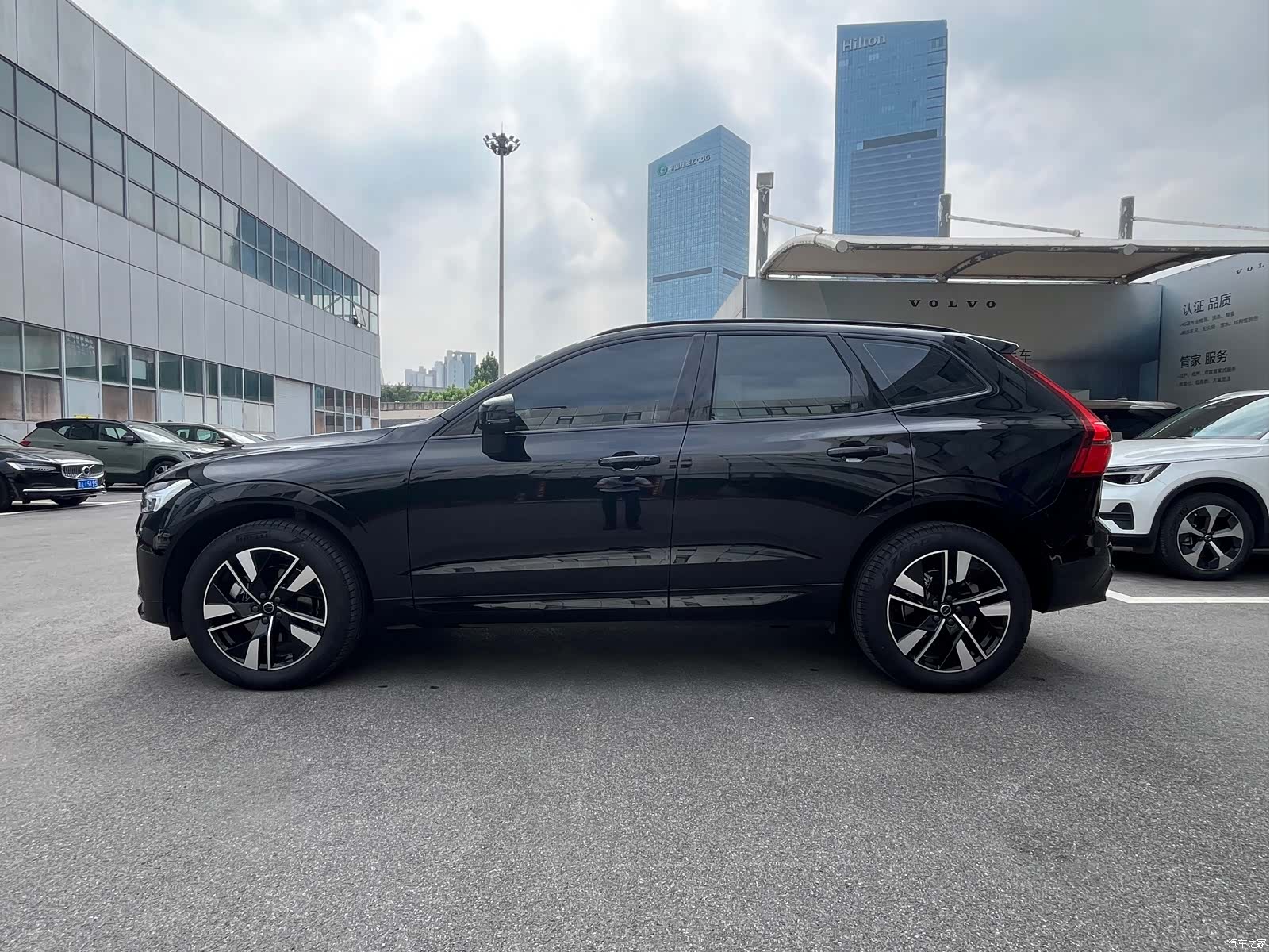 Volvo XC60, 2025 4