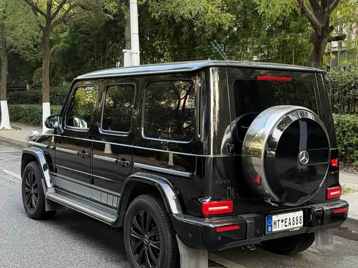 Mercedes-Benz G-class