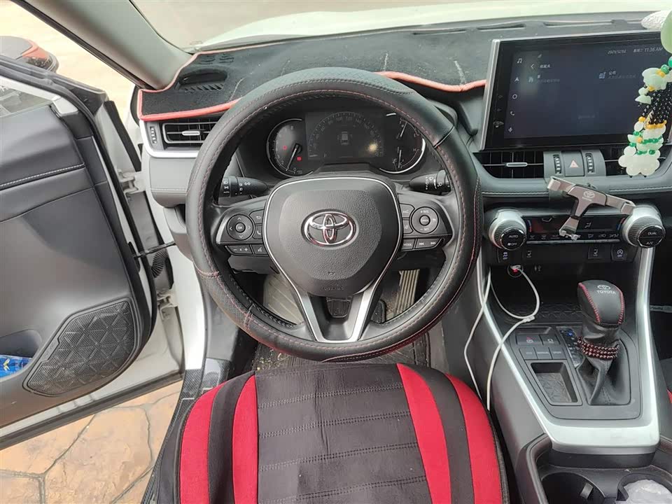 Toyota RAV4 Rongfang