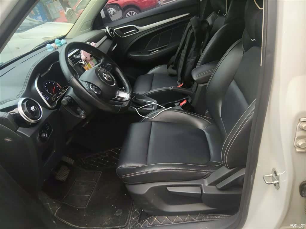 MG ZS, 2017 8