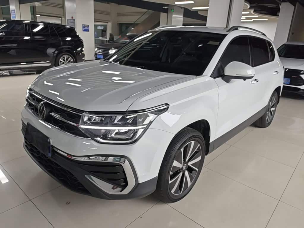 Volkswagen Tharu