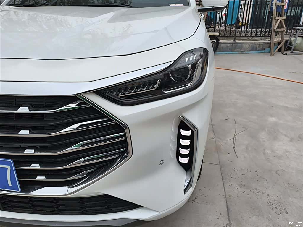 Jetour X70, 2022 24