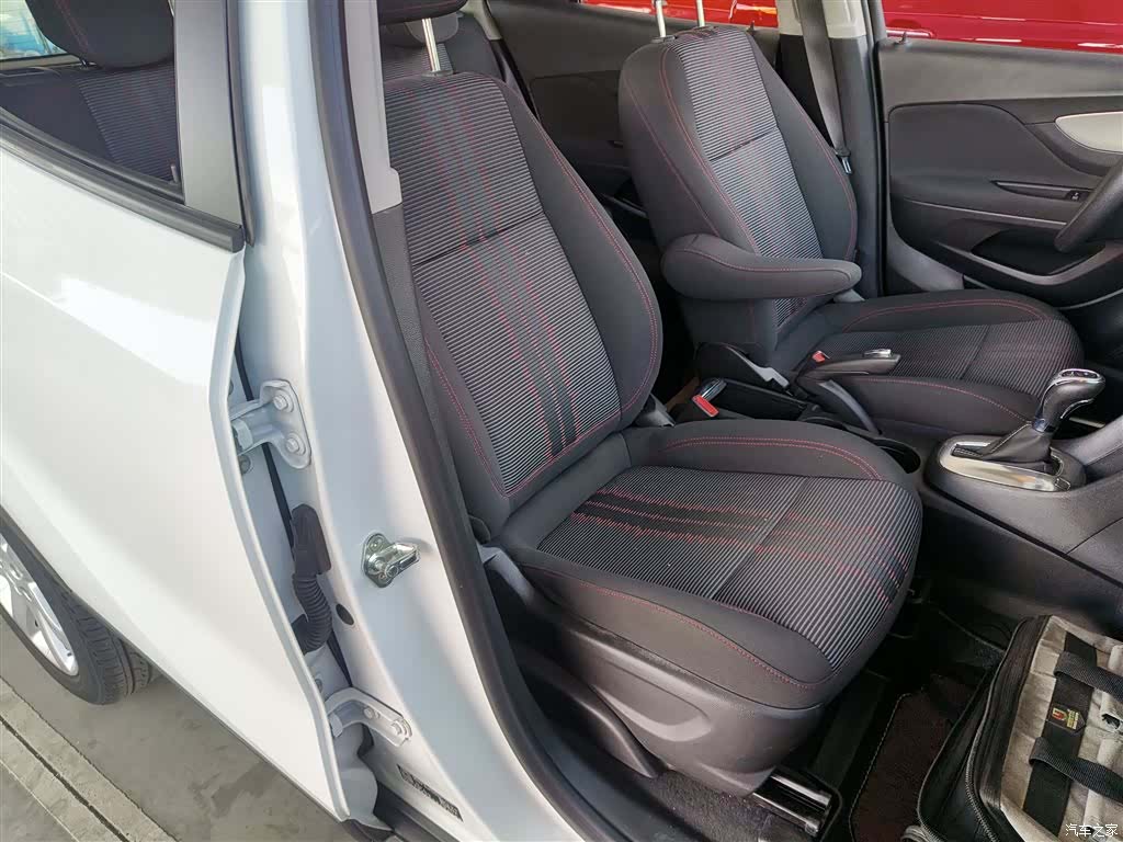 Buick Encore, 2016 25