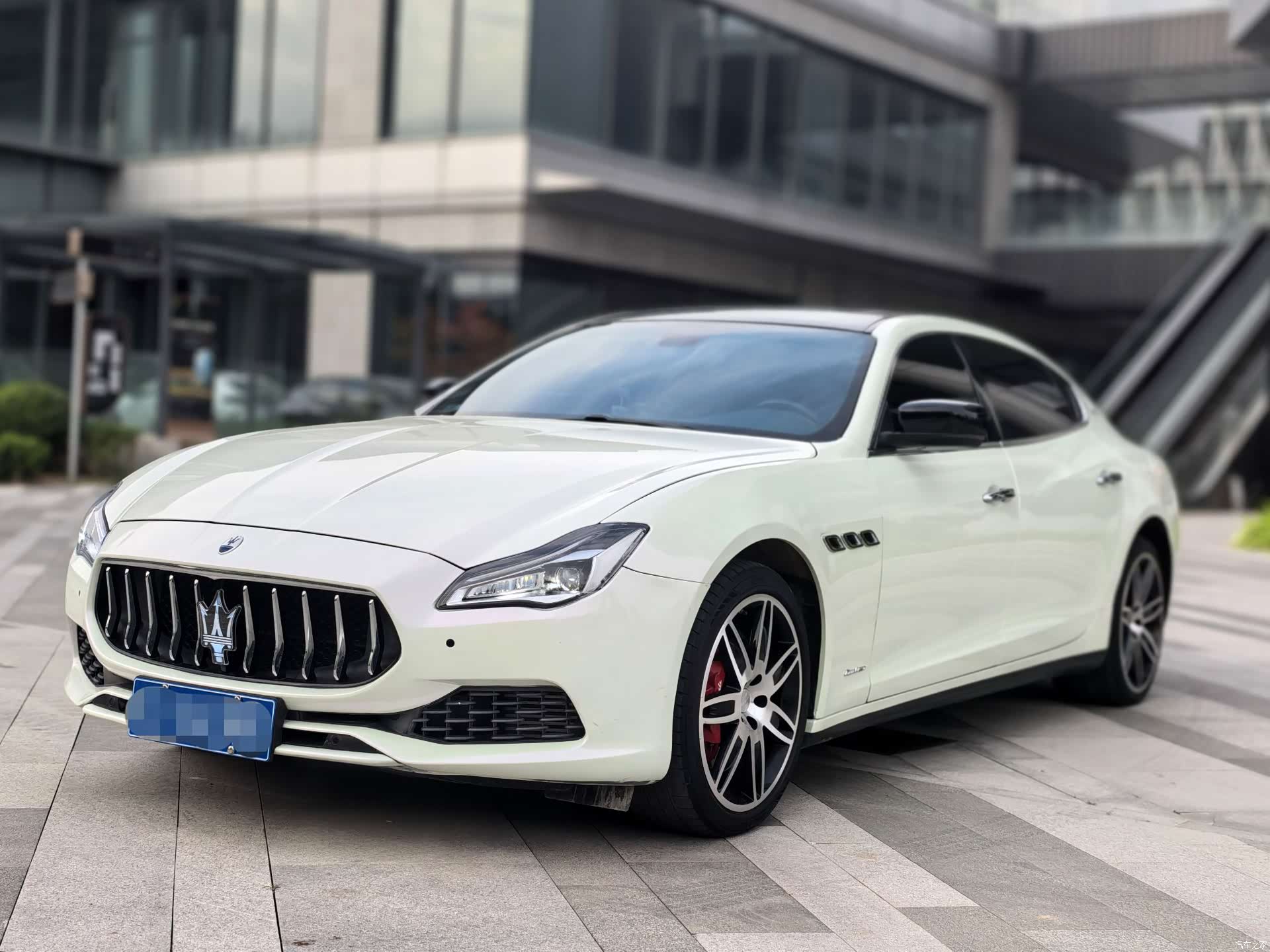 Maserati Q4, 2014 1