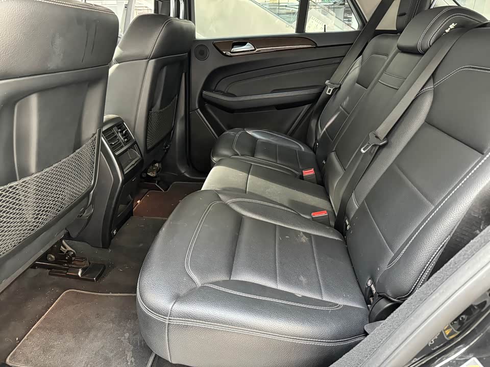 Mercedes-Benz M class