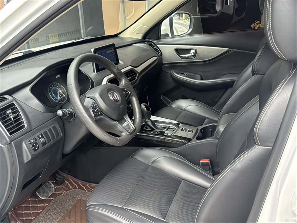 DongFeng S560, 2019 13