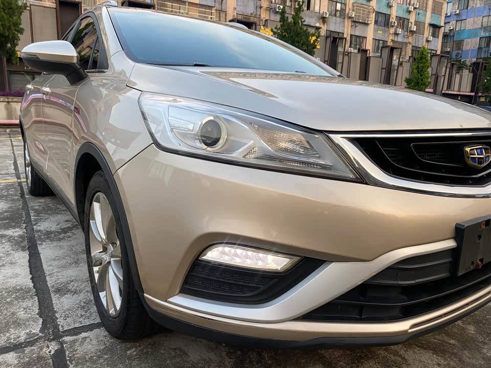 Geely Emgrand GS