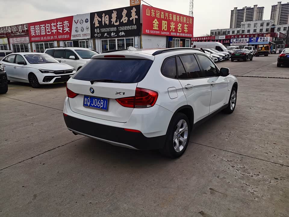 BMW X1