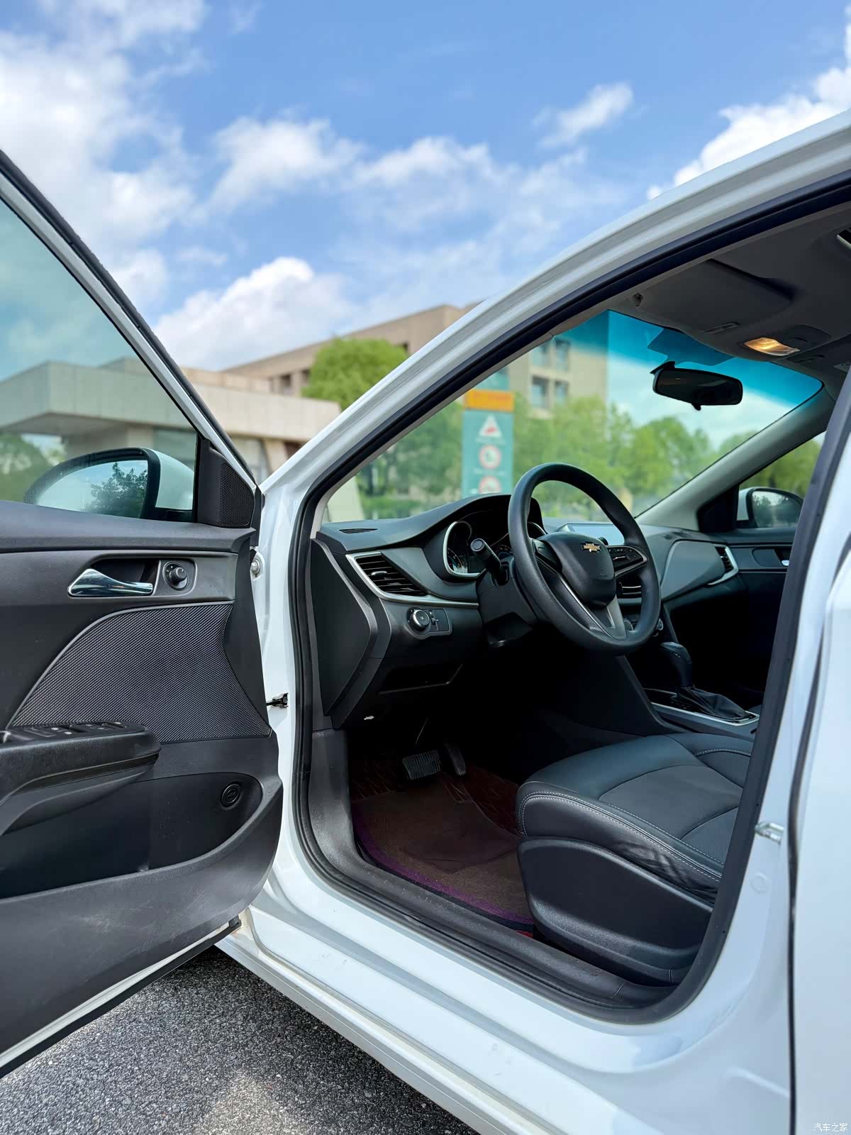 Chevrolet 320, 2018 4