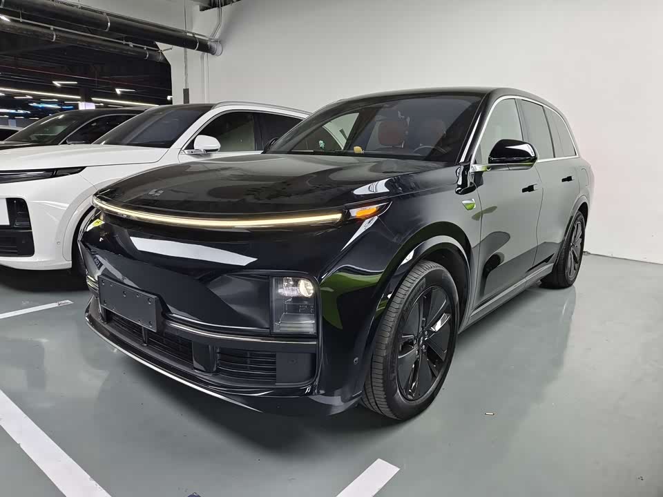 Li Auto Ideal L8