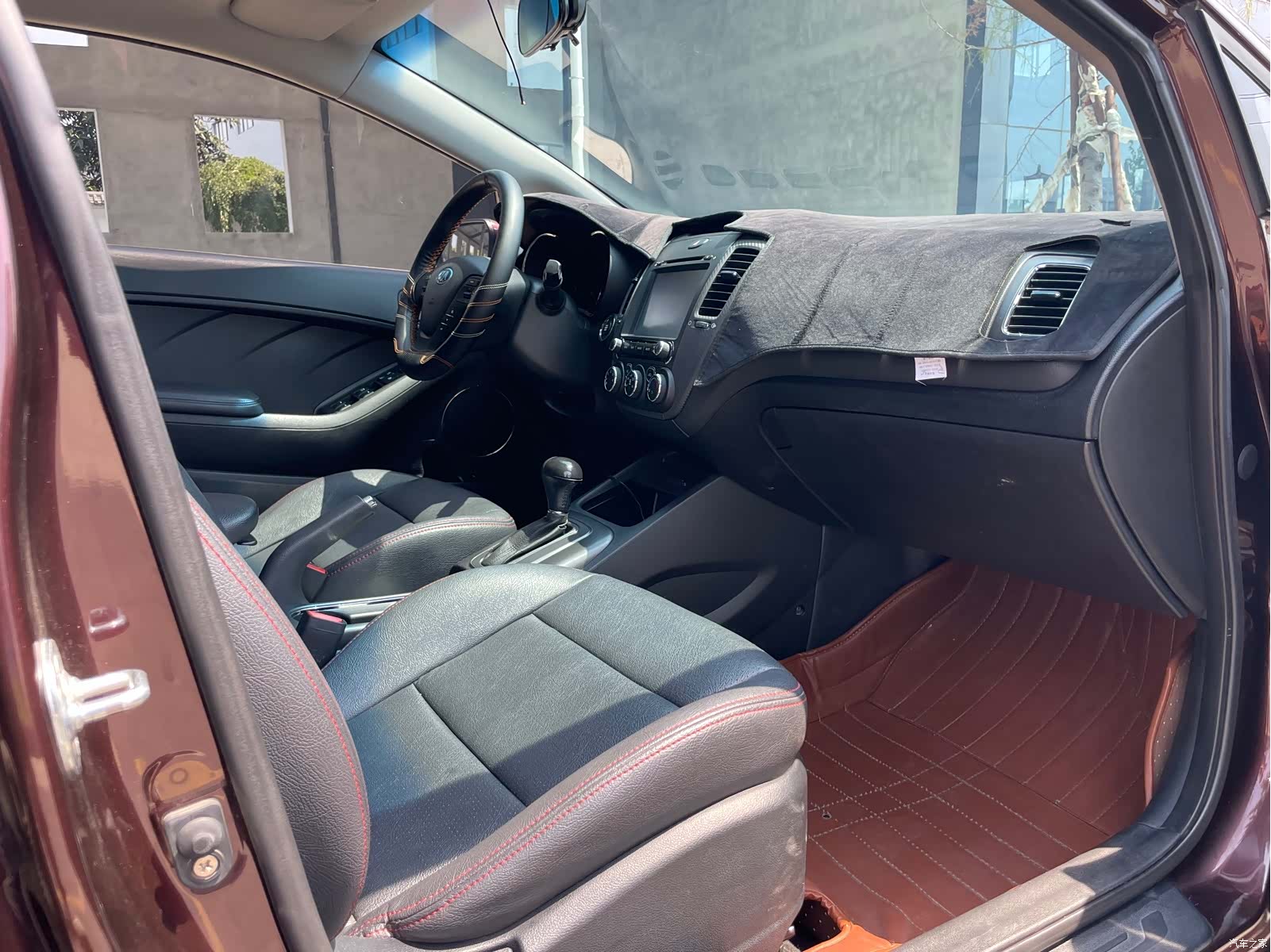 Kia K3, 2014 10