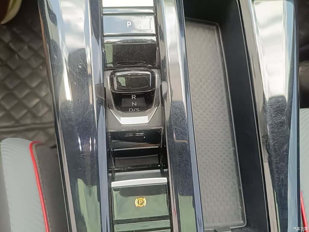 Volkswagen Lamando, 2022 14