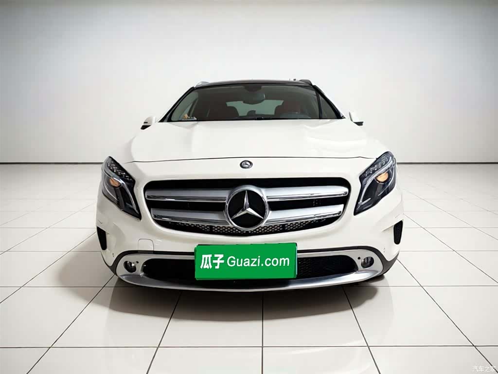 Mercedes-Benz GLA, 2015 2