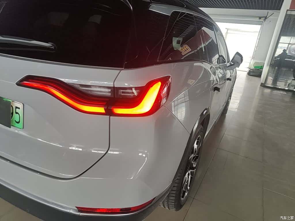 NIO ES8, 2020 8