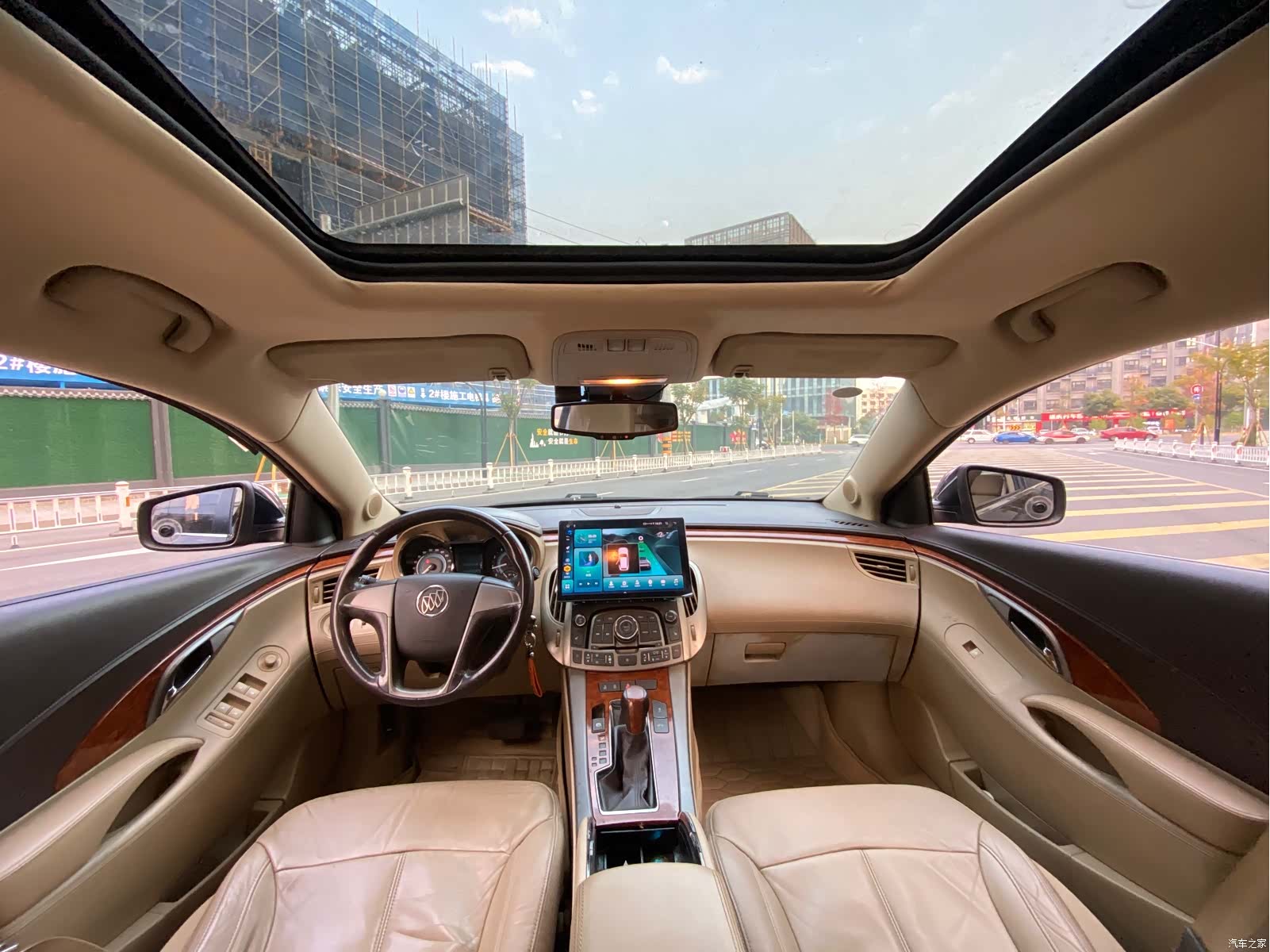 Buick LaCrosse, 2011 9