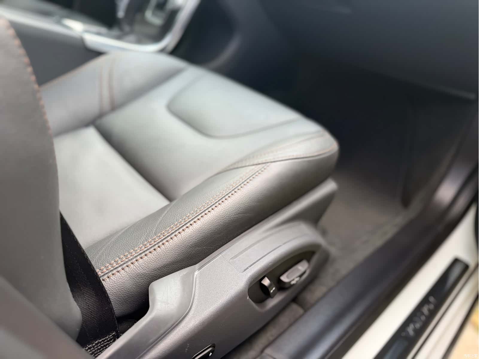 Volvo V60, 2016 13