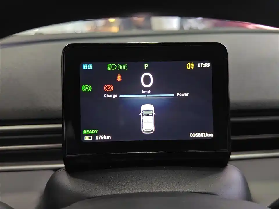 Dongfeng Nammi Nano 01