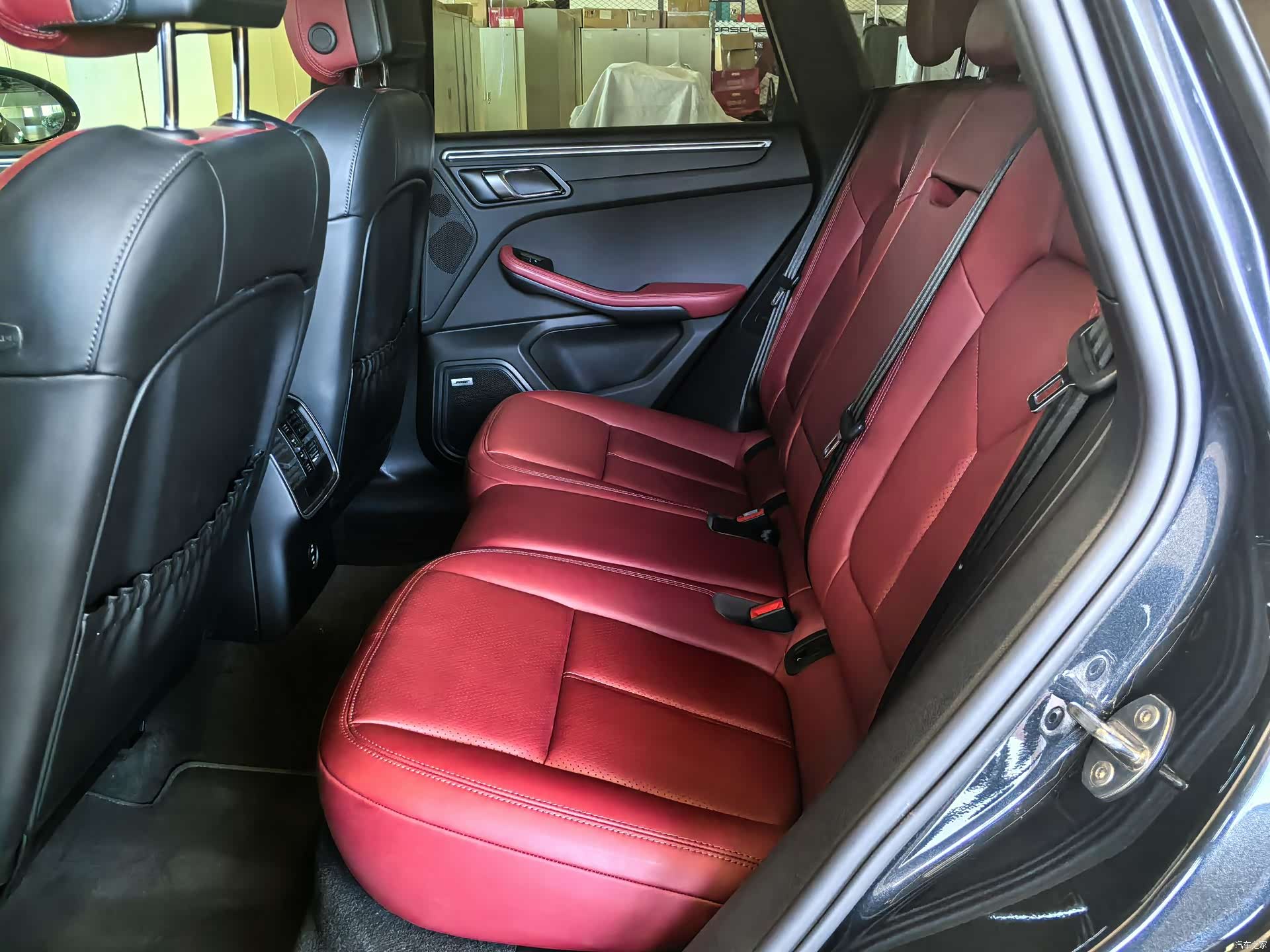 Porsche Macan, 2022 12