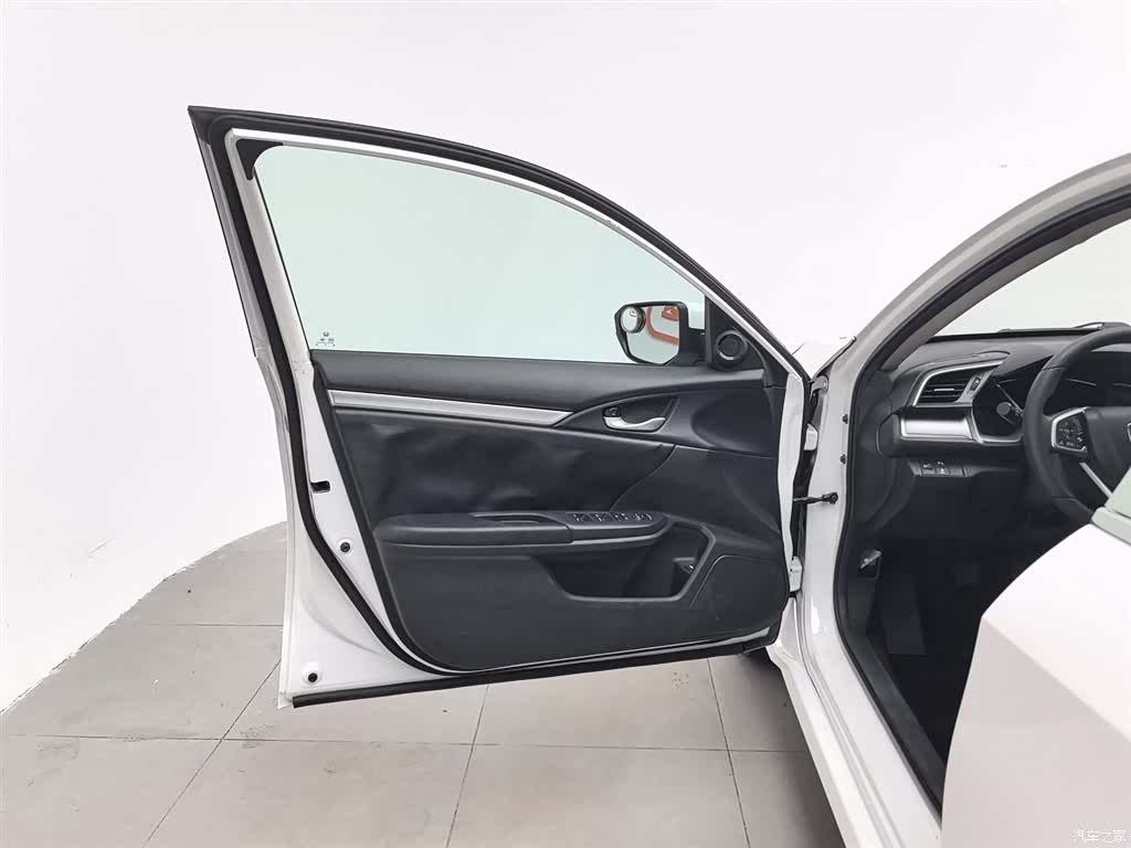 Honda Civic, 2018 8