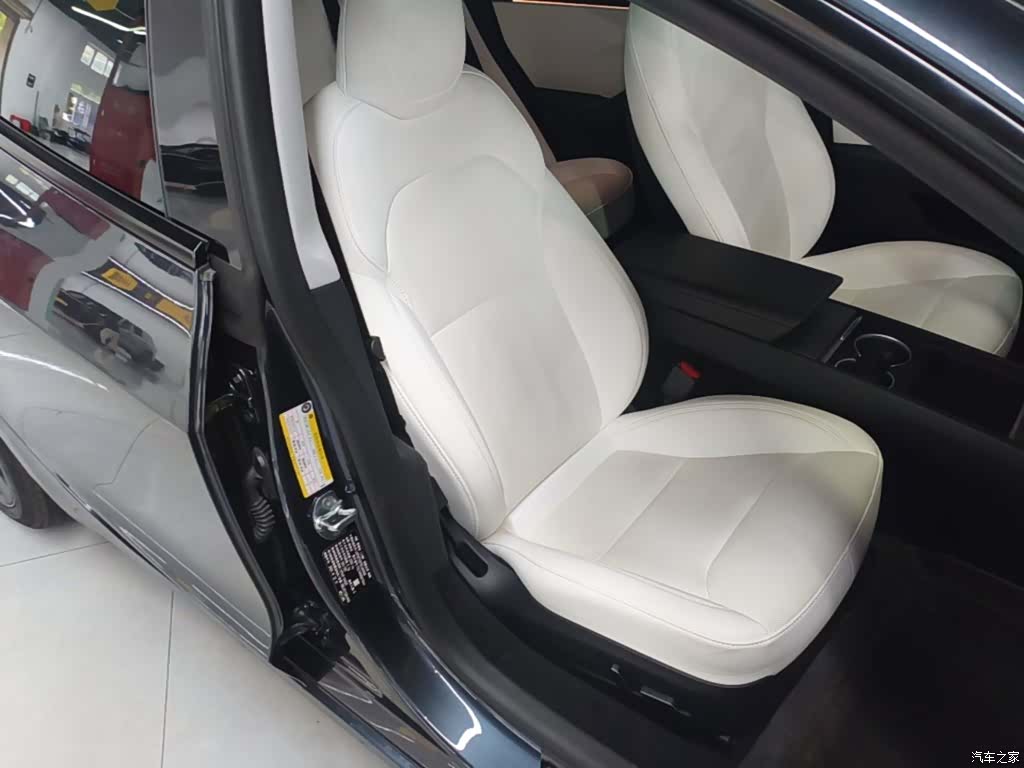 Tesla Model 3, 2025 25