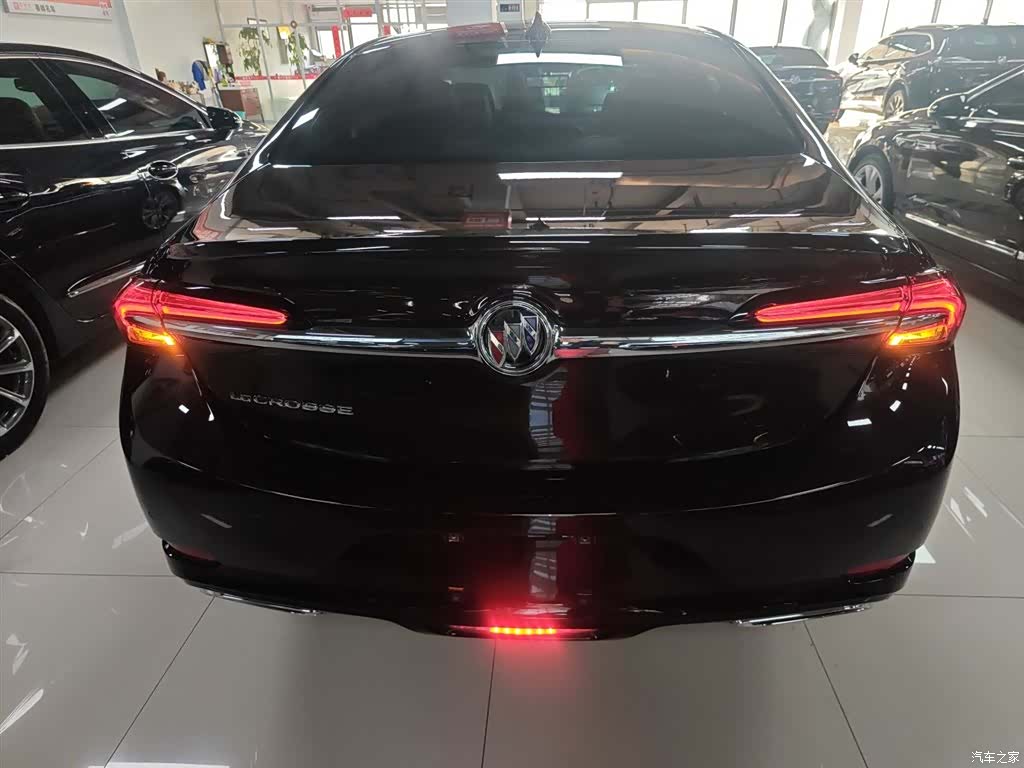 Buick LaCrosse, 2022 6