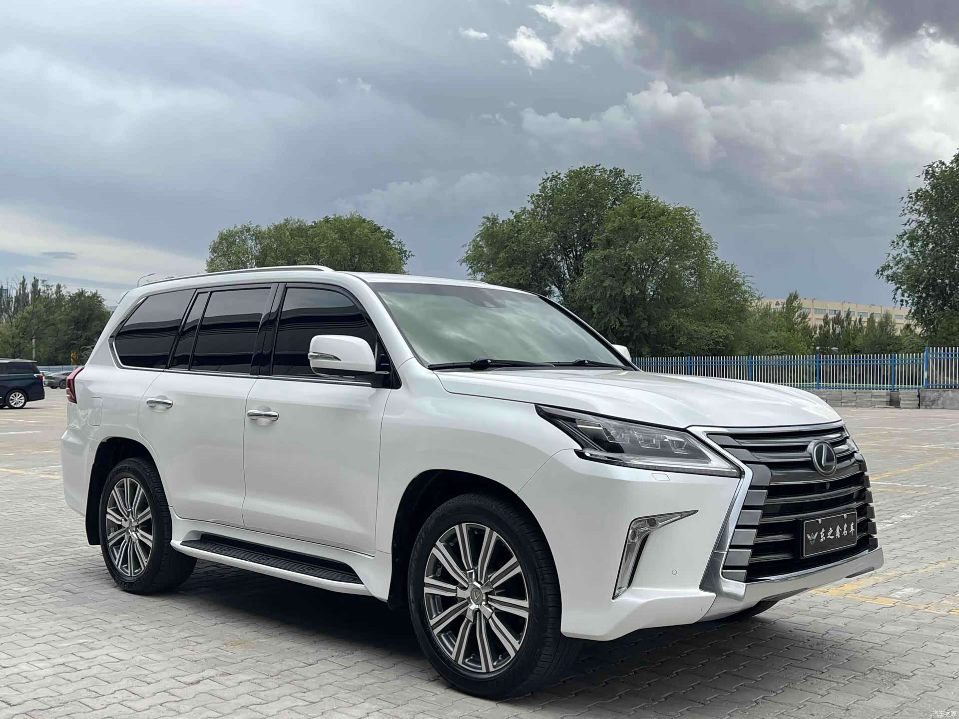 Lexus LX, 2018 все фото