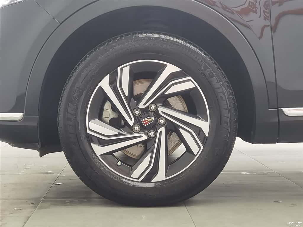Hongqi HS5, 2022 17