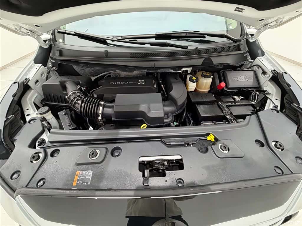 Buick GL8, 2023 18