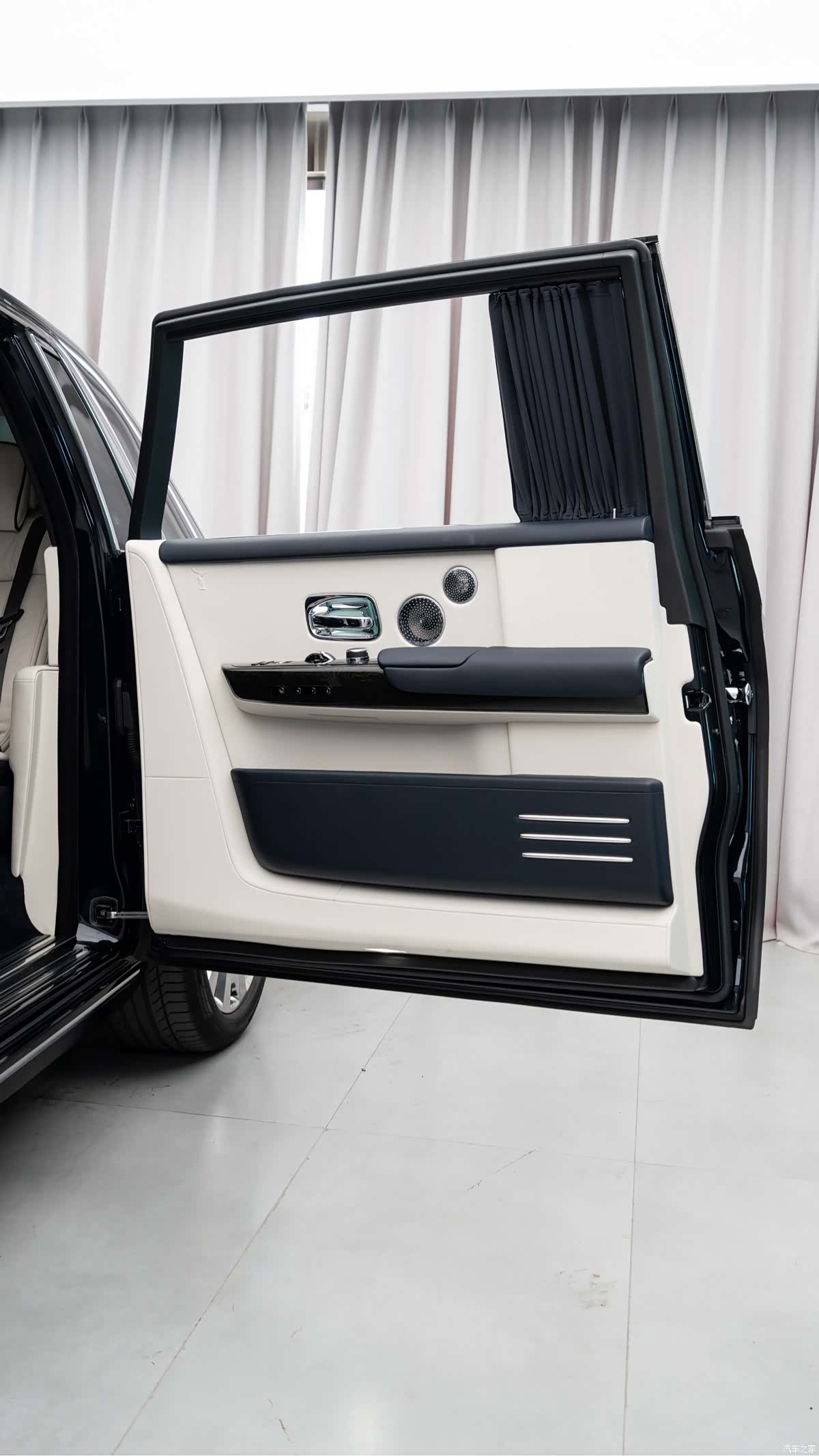 Rolls-Royce Phantom, 2020 18