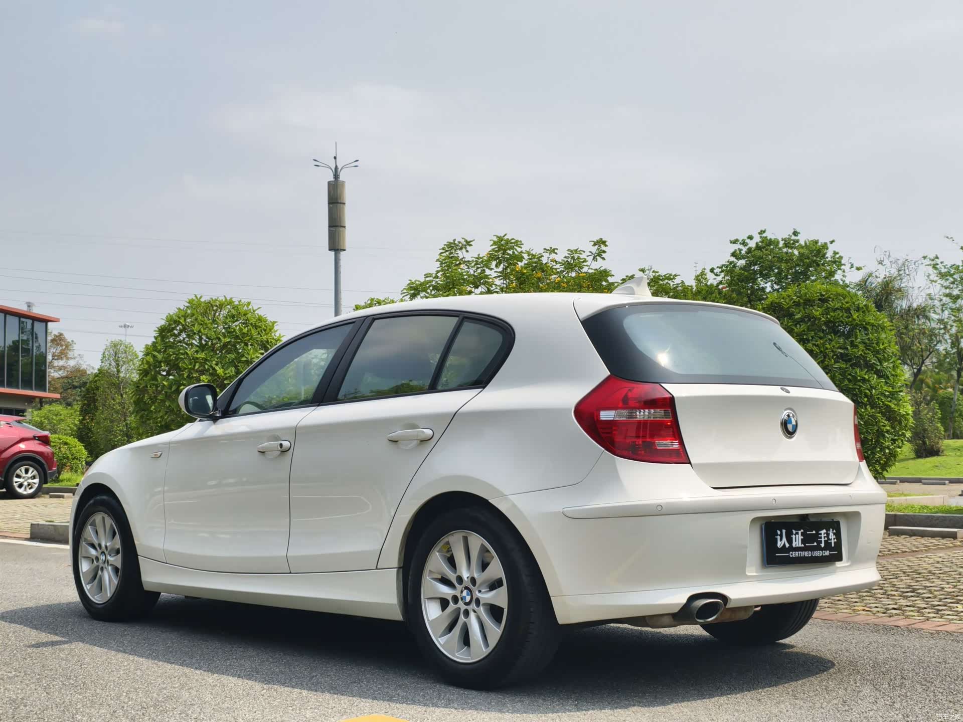 BMW 1 Series, 2011 7