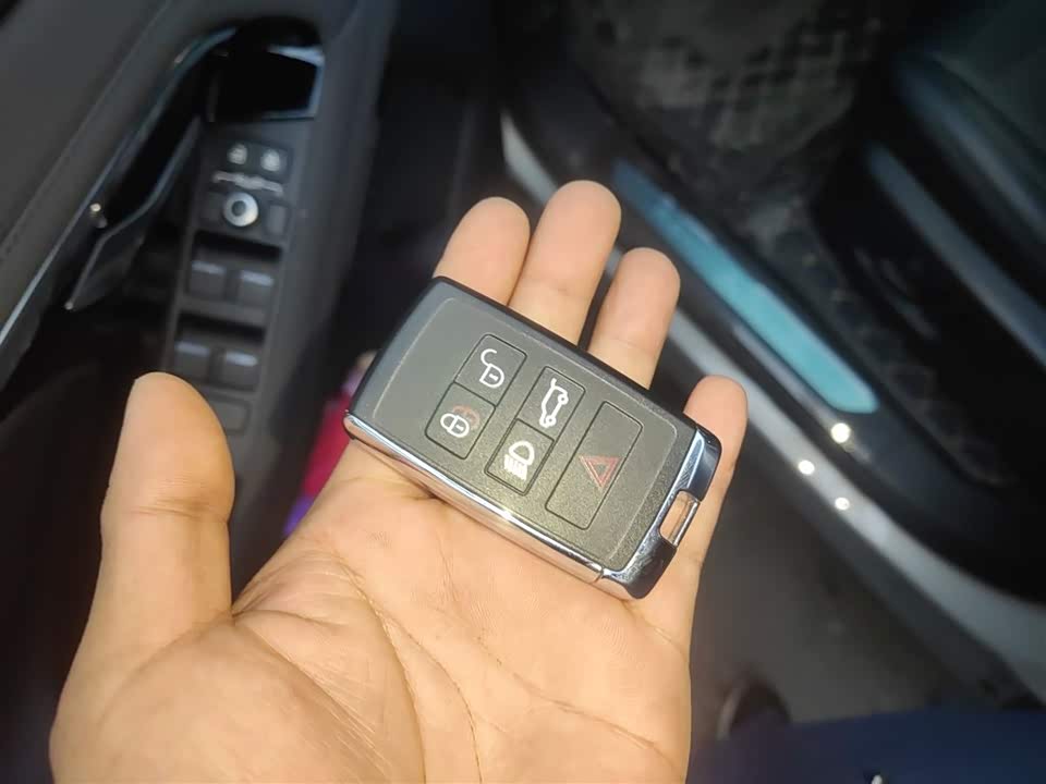 Land Rover Range Rover Aurora