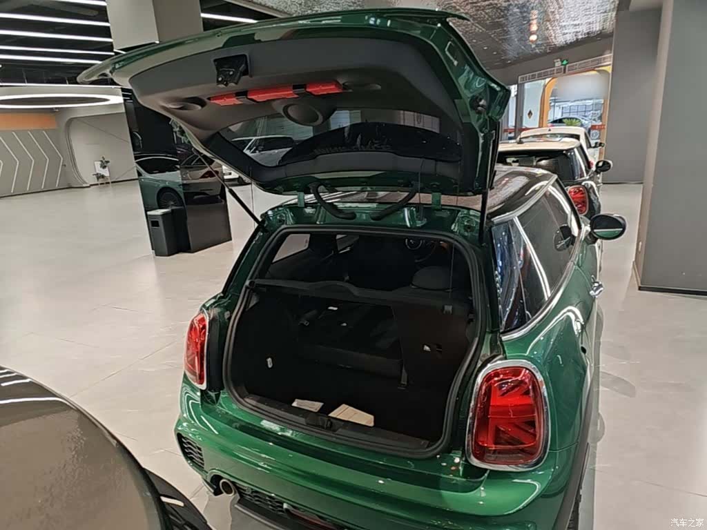 Mini Cooper, 2021 19
