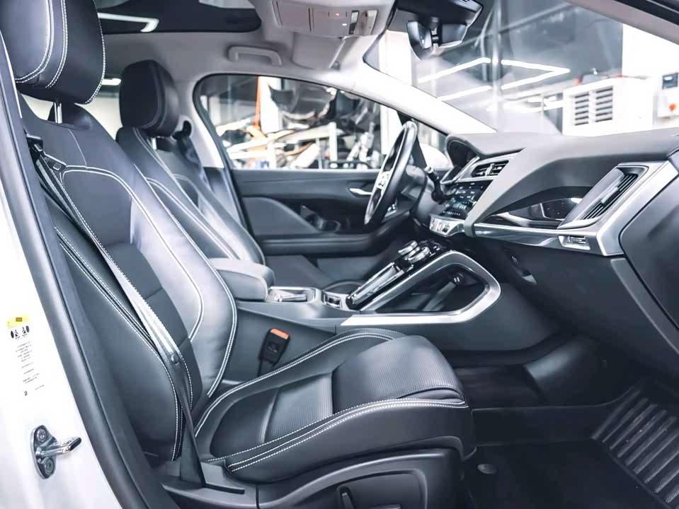 Jaguar I-PACE