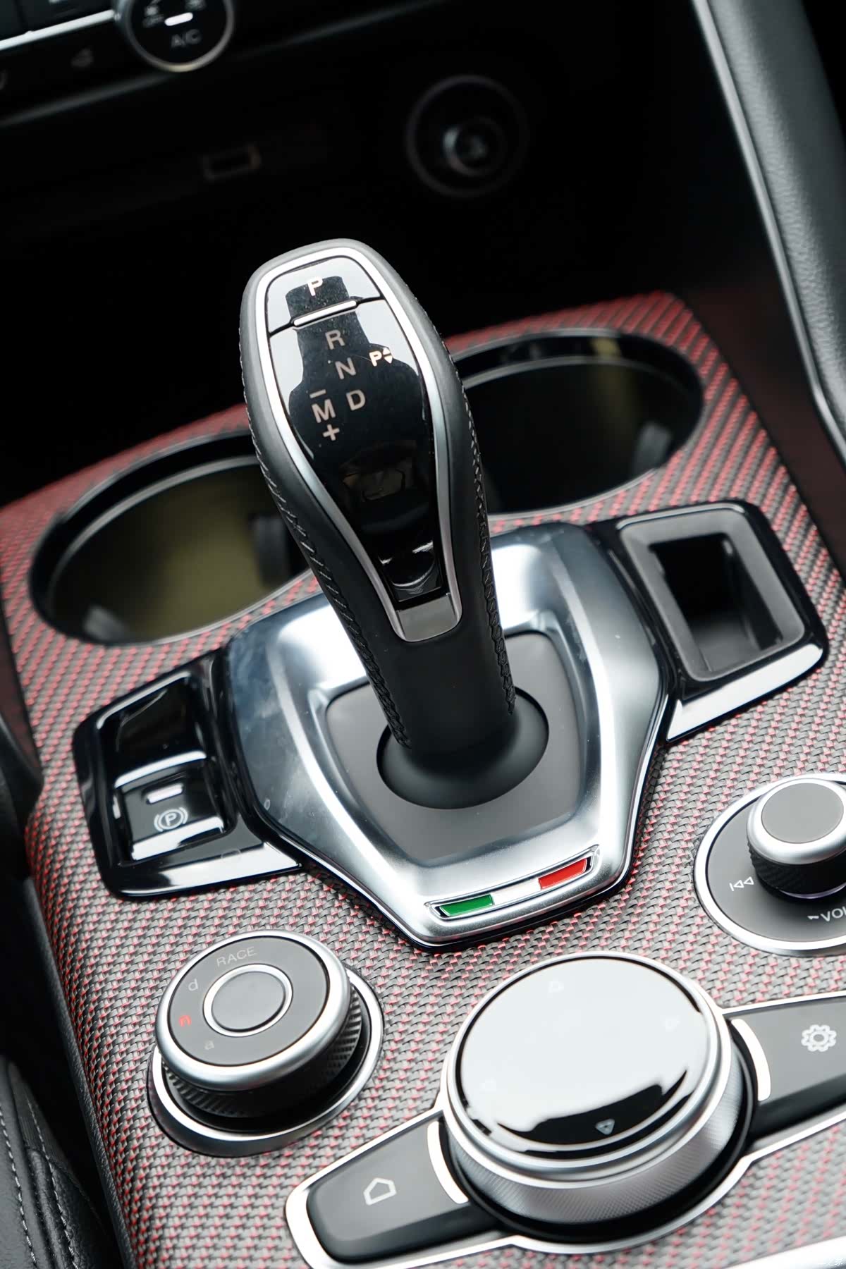 Alfa Romeo Giulia, 2026 21