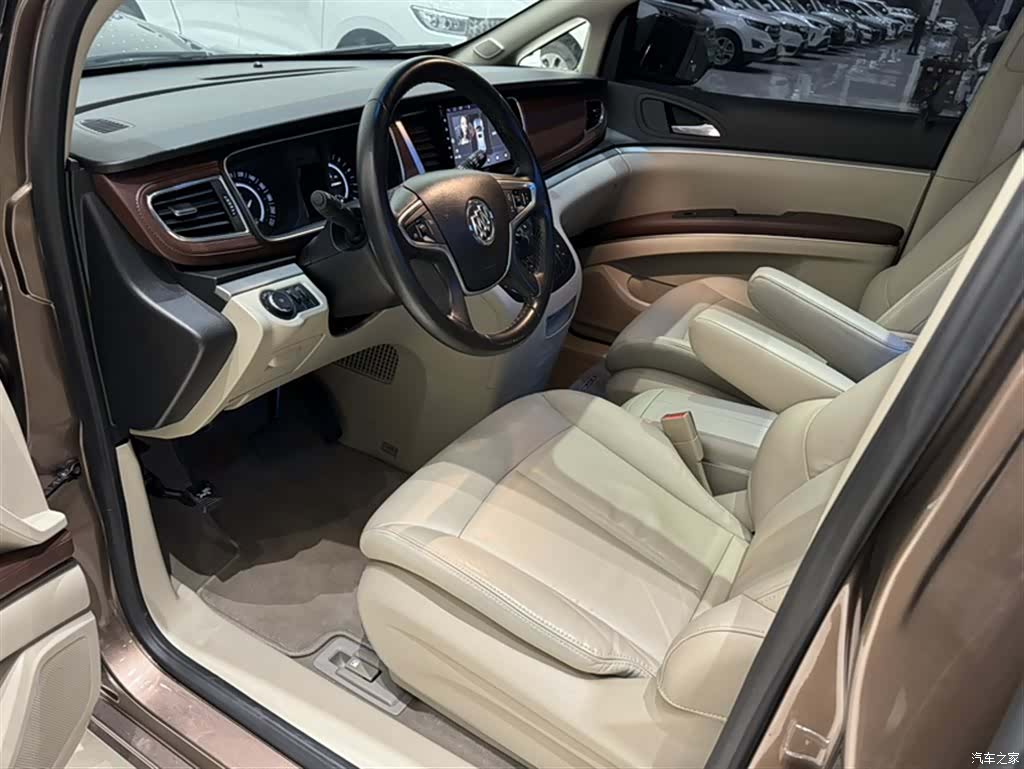 Buick GL8, 2020 11