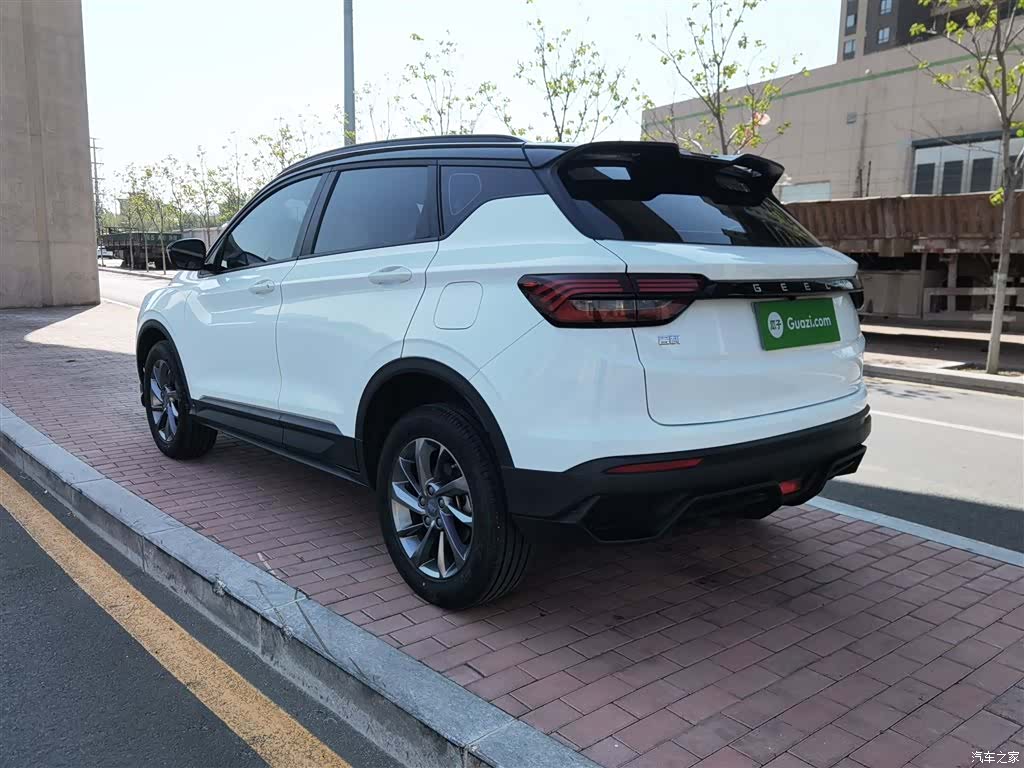 Geely Coolray, 2024 14