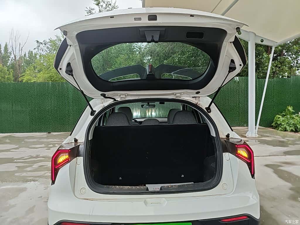 Geely E, 2024 15