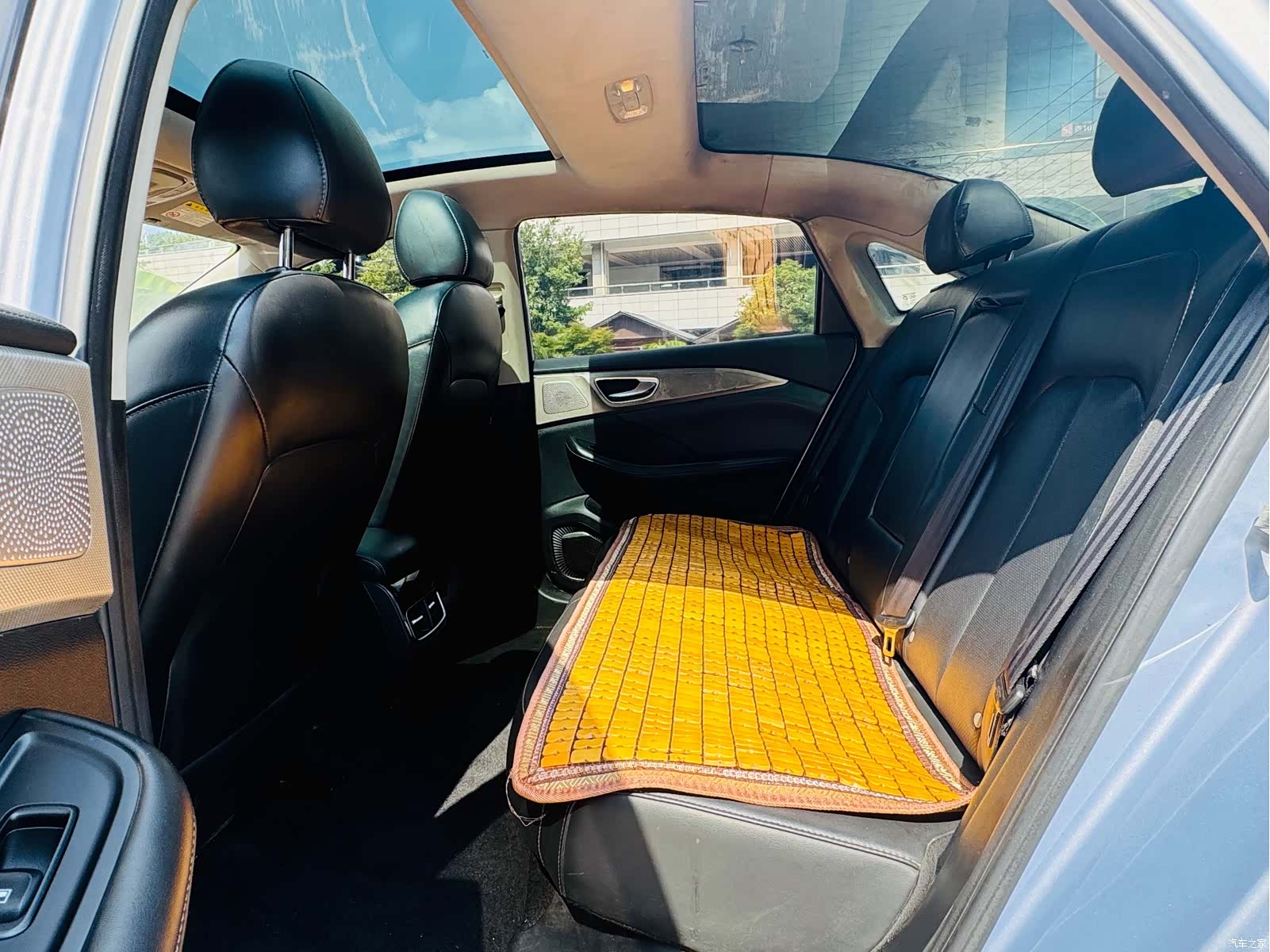 Rising Auto ER6, 2022 9